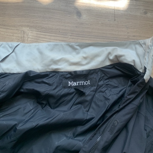 Marmot Shell Jacket - Picture 3 of 4